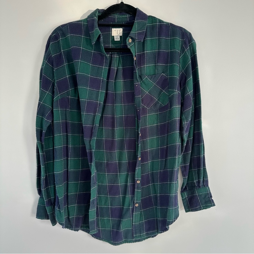 A New Day Green and Navy Plaid Flannel Size Small - Picture 1 of 4